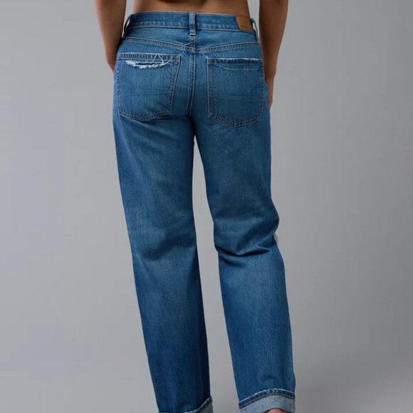 AE Ripped Low-Rise Ex-Boyfriend Jean - Picture 2 of 8